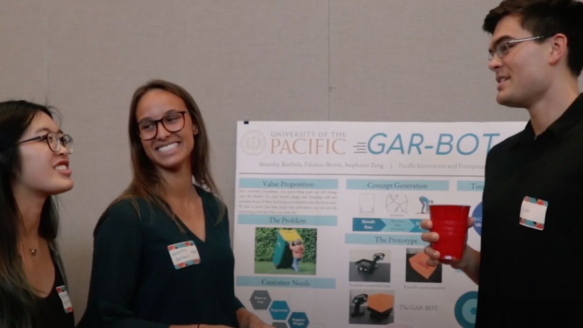 content.field_image.alt